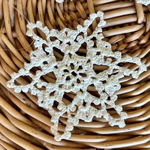 Set of 3 Handmade Crocheted Snowflake Ornaments – White Cotton, 3.75” – Vintage - Picture 7 of 10